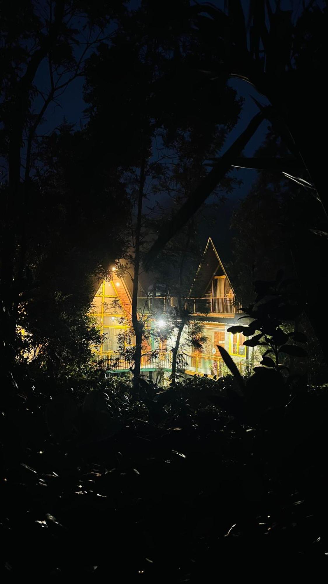 Suvarna Eco Village มาดิเครี ภายนอก รูปภาพ