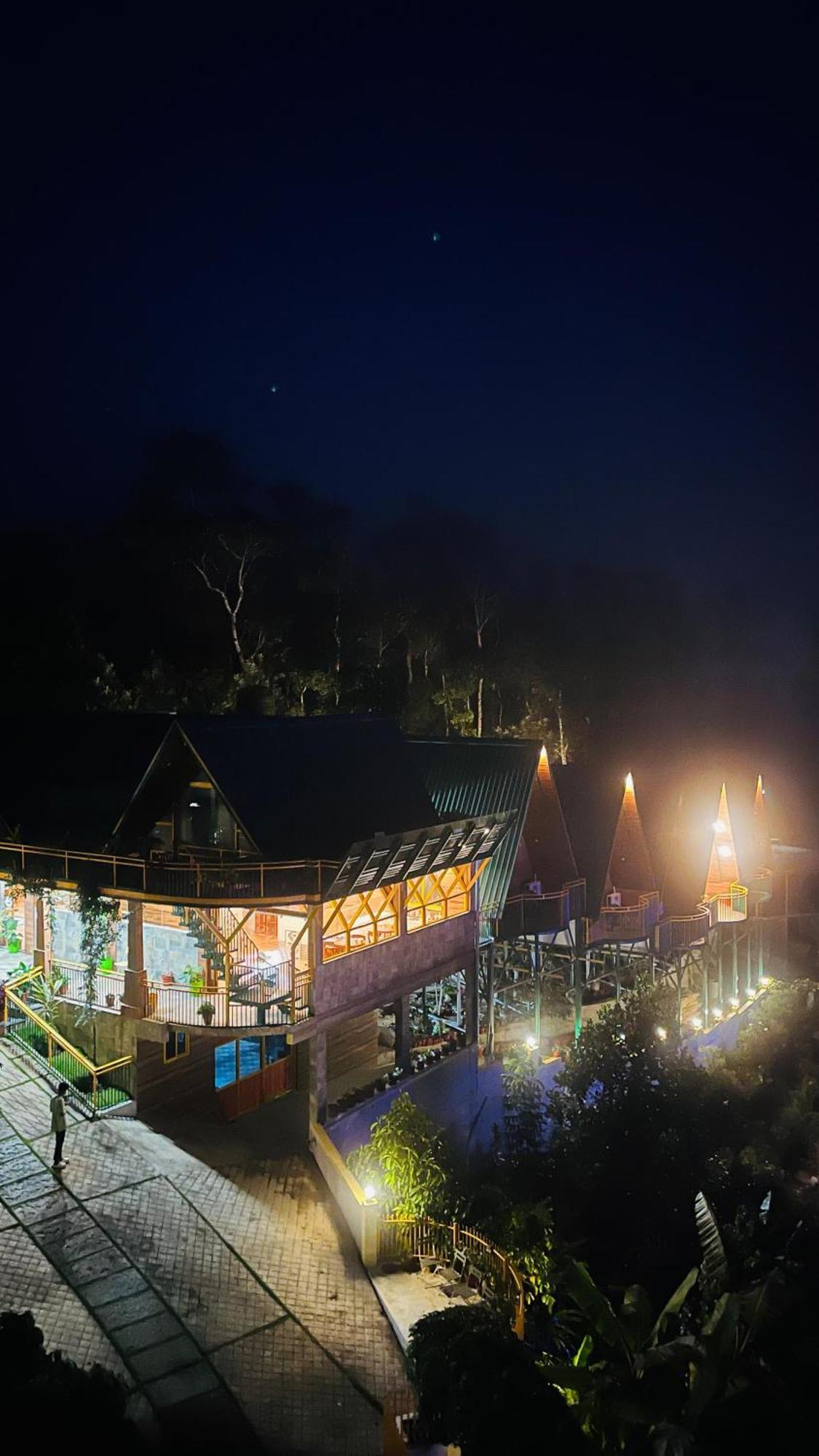 Suvarna Eco Village มาดิเครี ภายนอก รูปภาพ